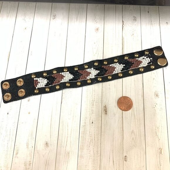 Leather Southwest Beaded Bracelet - Picture 1 of 3